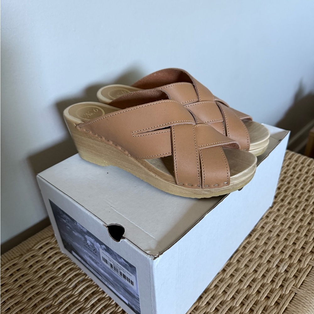 No. 6 Basket Clogs